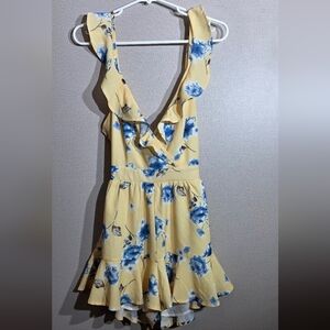 L'ATISTE Cream and Pink Garment